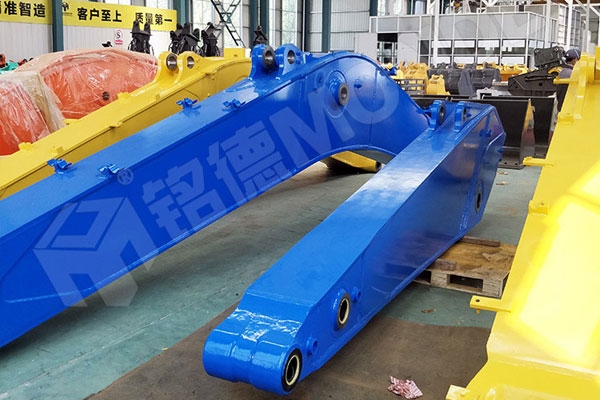 挖掘機(jī)加長(zhǎng)臂有多長(zhǎng)